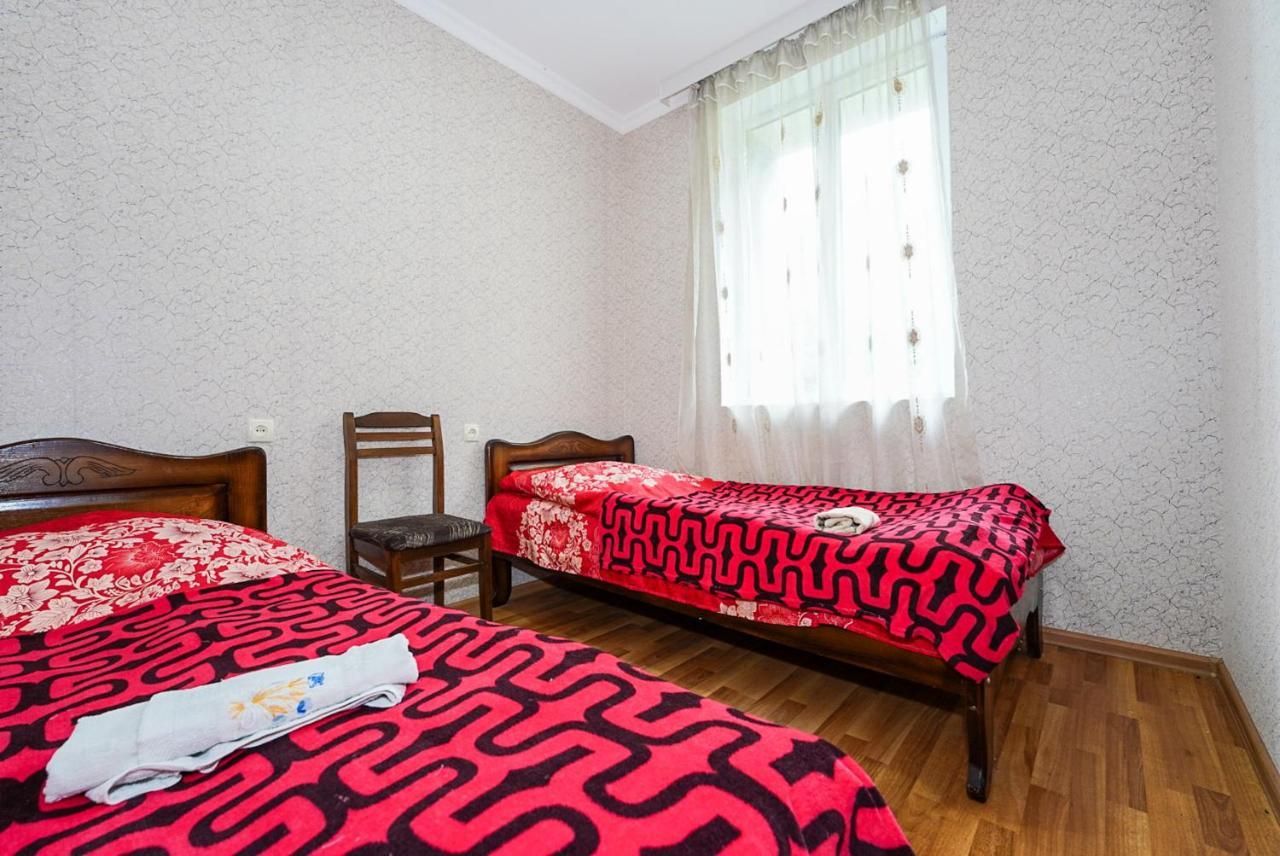 Bori'S Guesthouse Ushguli Luaran gambar